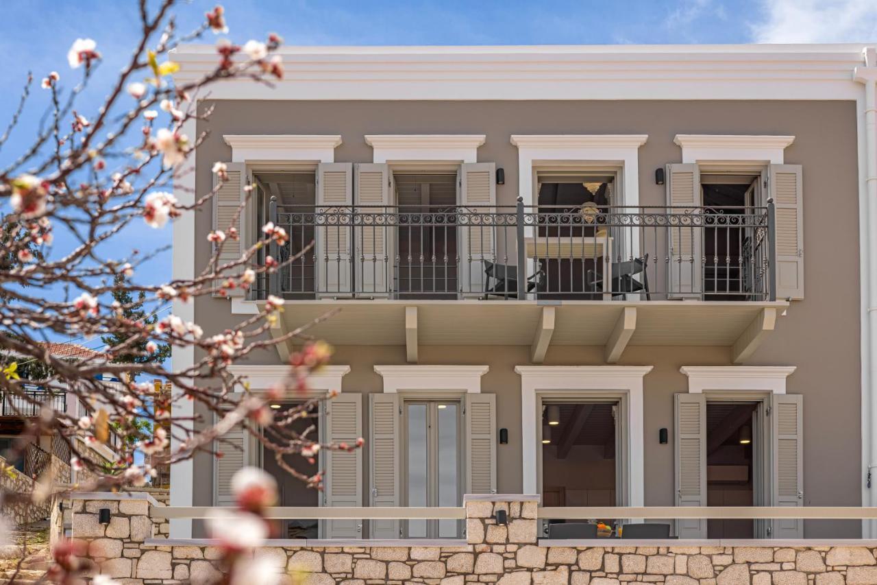 Chalki Sunrise Suites Buitenkant foto