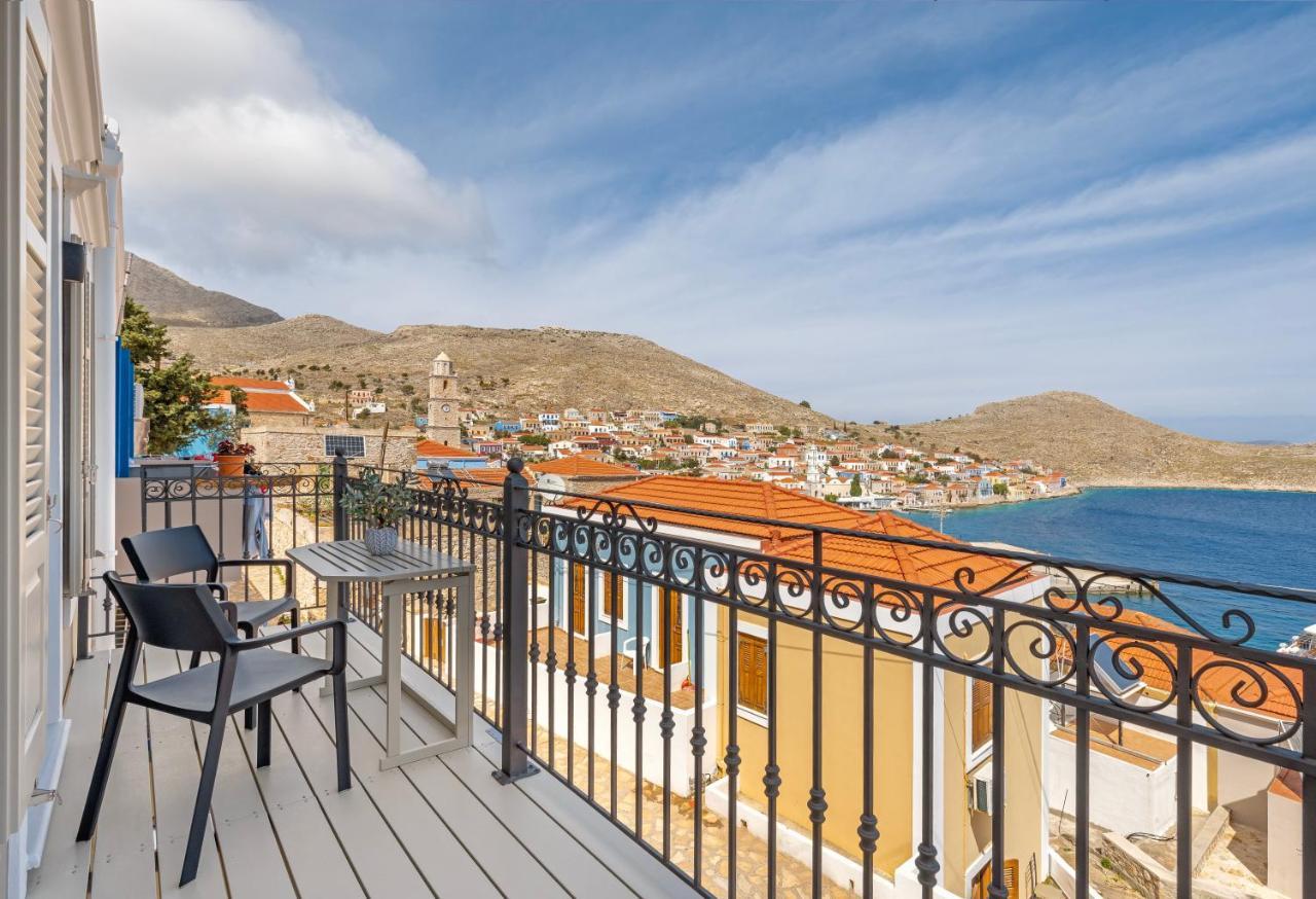 Chalki Sunrise Suites Buitenkant foto