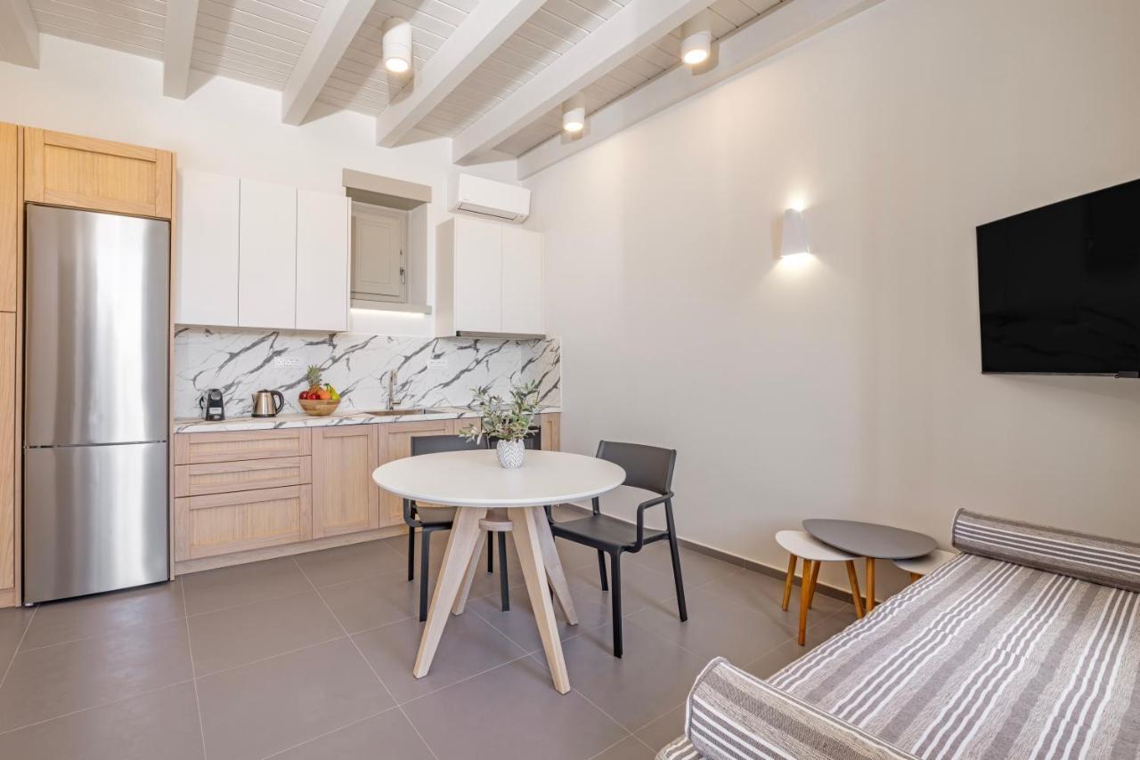 Chalki Sunrise Suites Buitenkant foto
