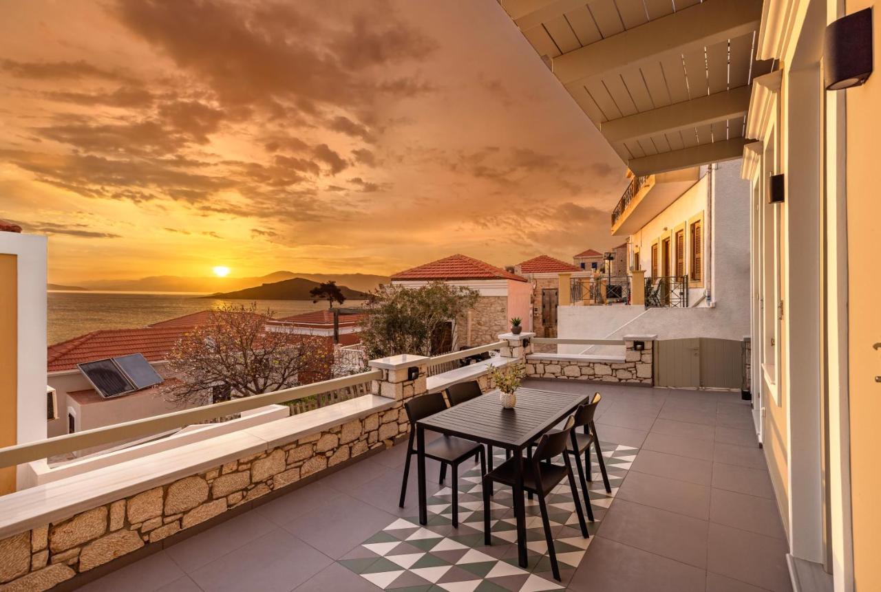 Chalki Sunrise Suites Buitenkant foto